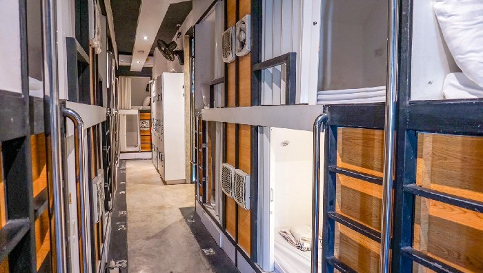 ตัดใจขายด่วนกิจการ Sleepbox Hostel Suratthani พร้อมอาคารพานิชย์ ใจกลางเมืองสุราษร์ธานี